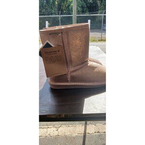 Bearpaw Youth Emma Boot/ Pink Glitter Size 3 NWOB